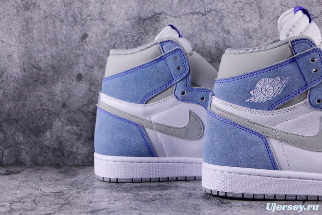 Air Jordan 1 High Hyper Royal