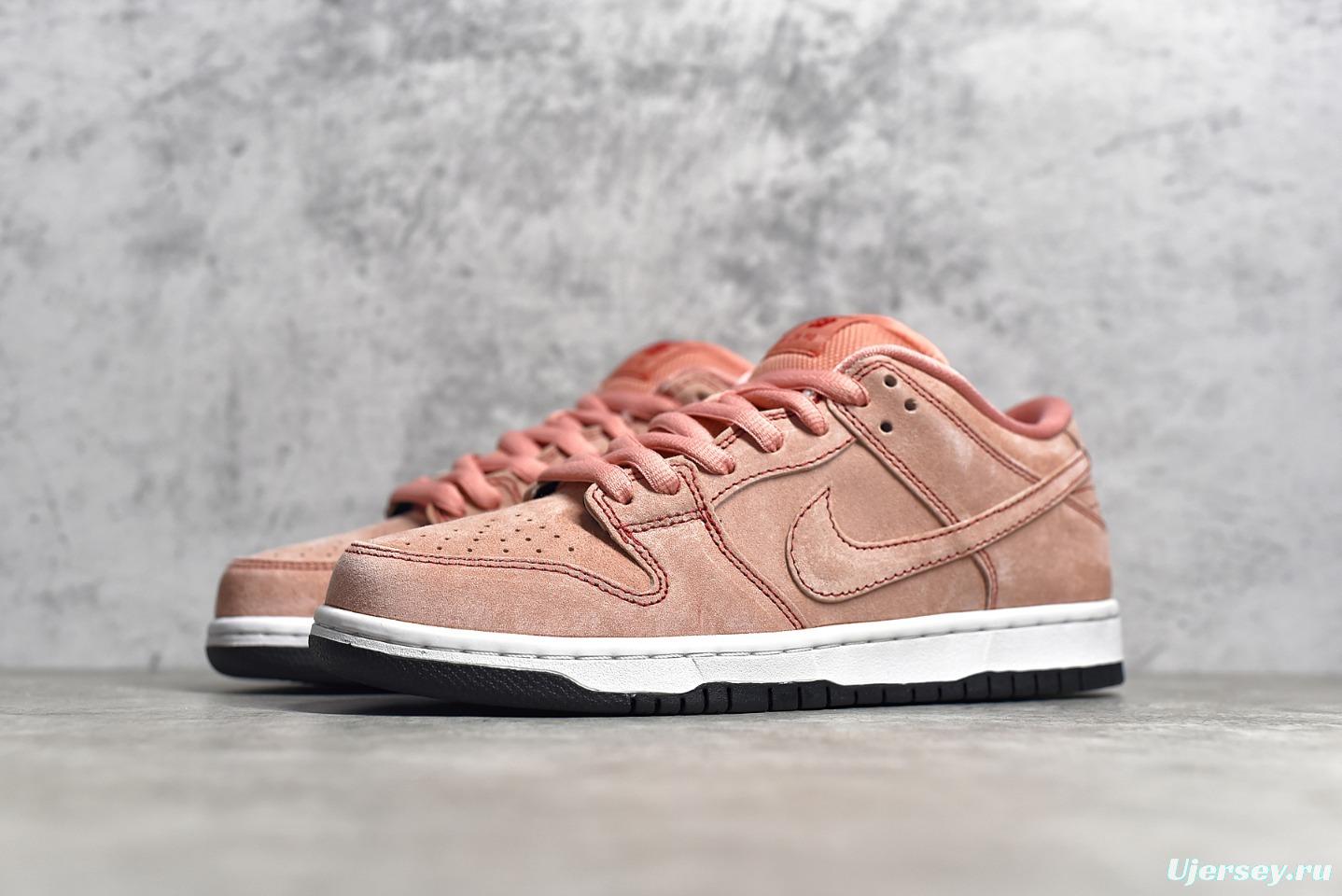 Nike SB Dunk Low “Pink”