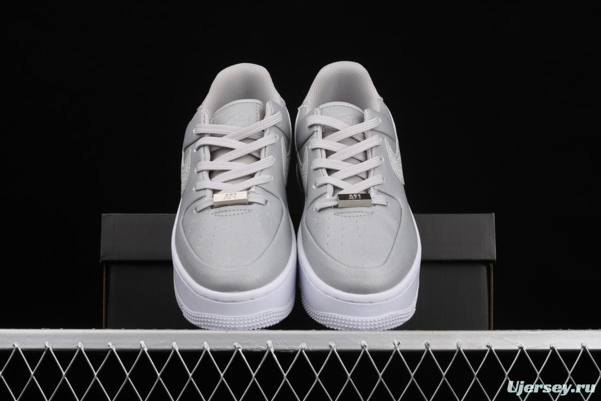 NIKE AF1 Sage Low shoes with thick soles CQ7510-017