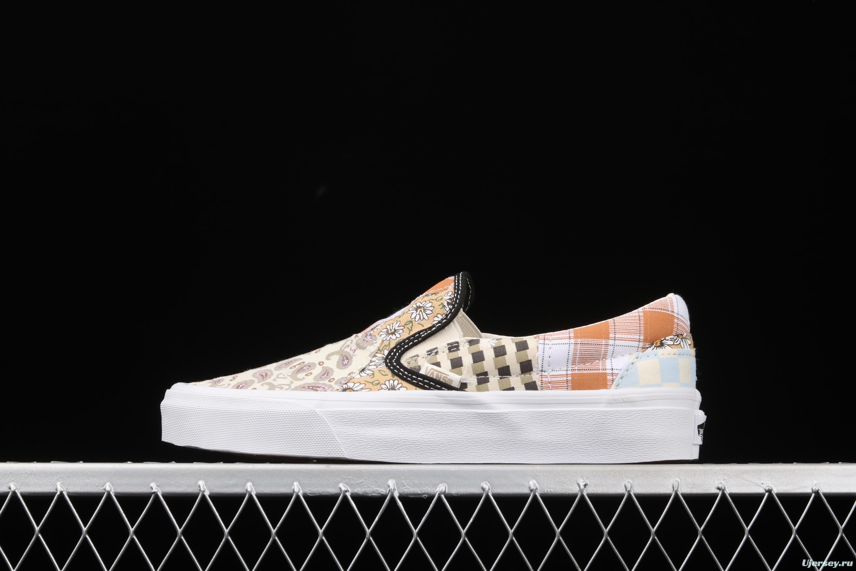 Vans Slip On retro limited white cashew flower splicing asymmetrical chessboard low upper board shoes VN0A5A084201