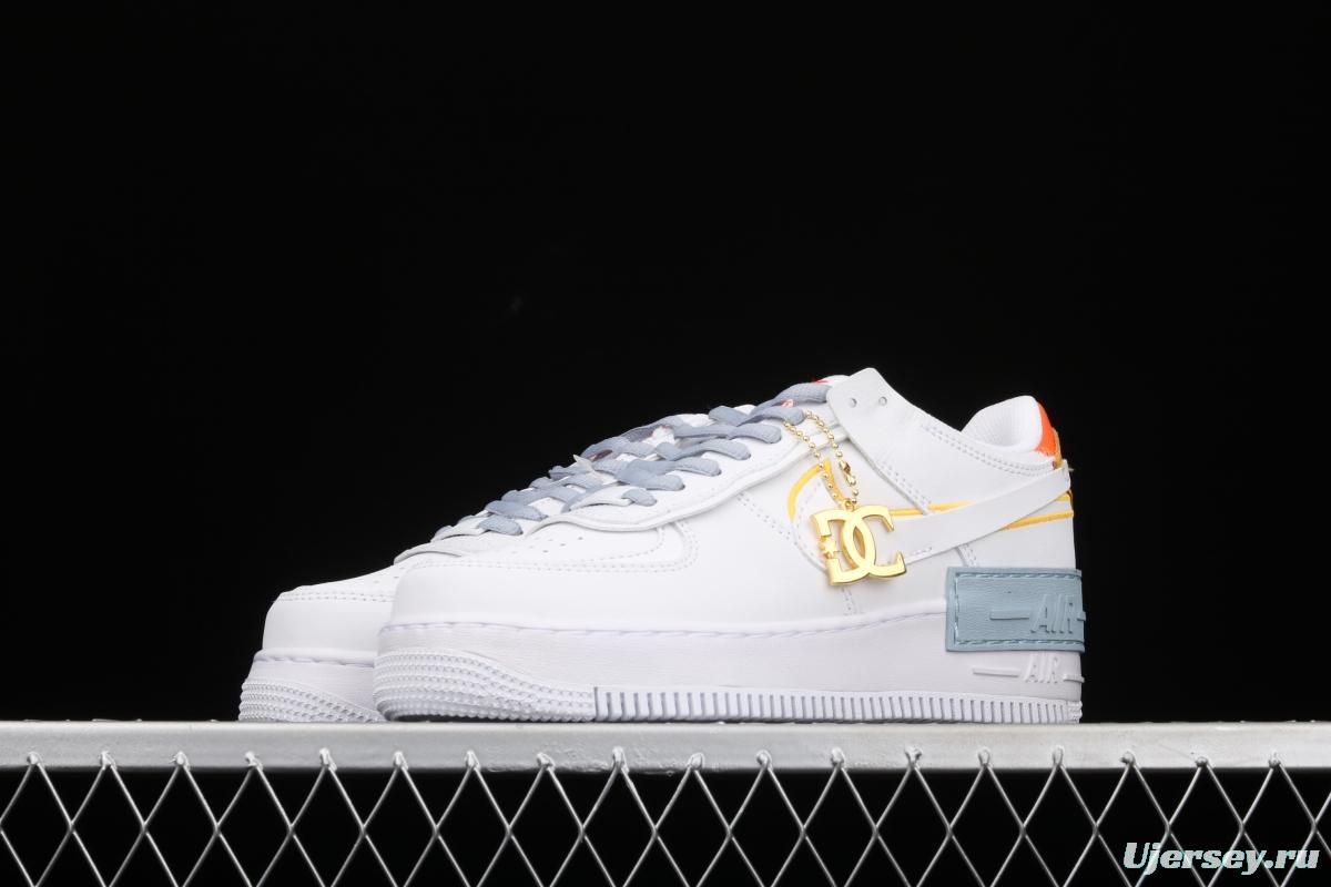 NIKE Air Force 1 ShAdidasow light weight heightened low-top board shoes DC2199-100