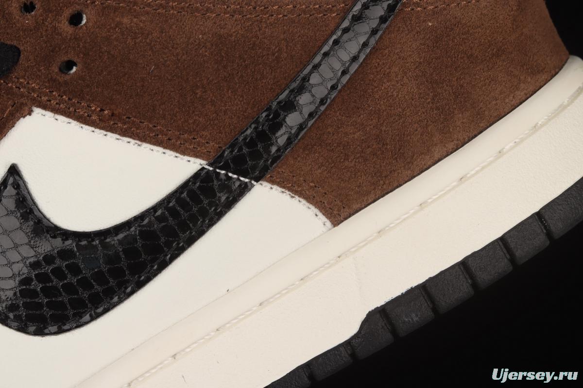 NIKE SB DUNK Low Pro Trail End Brown turn hair brown, white and black snake pattern dunk series low side leisure sports skateboard shoes 304292-102