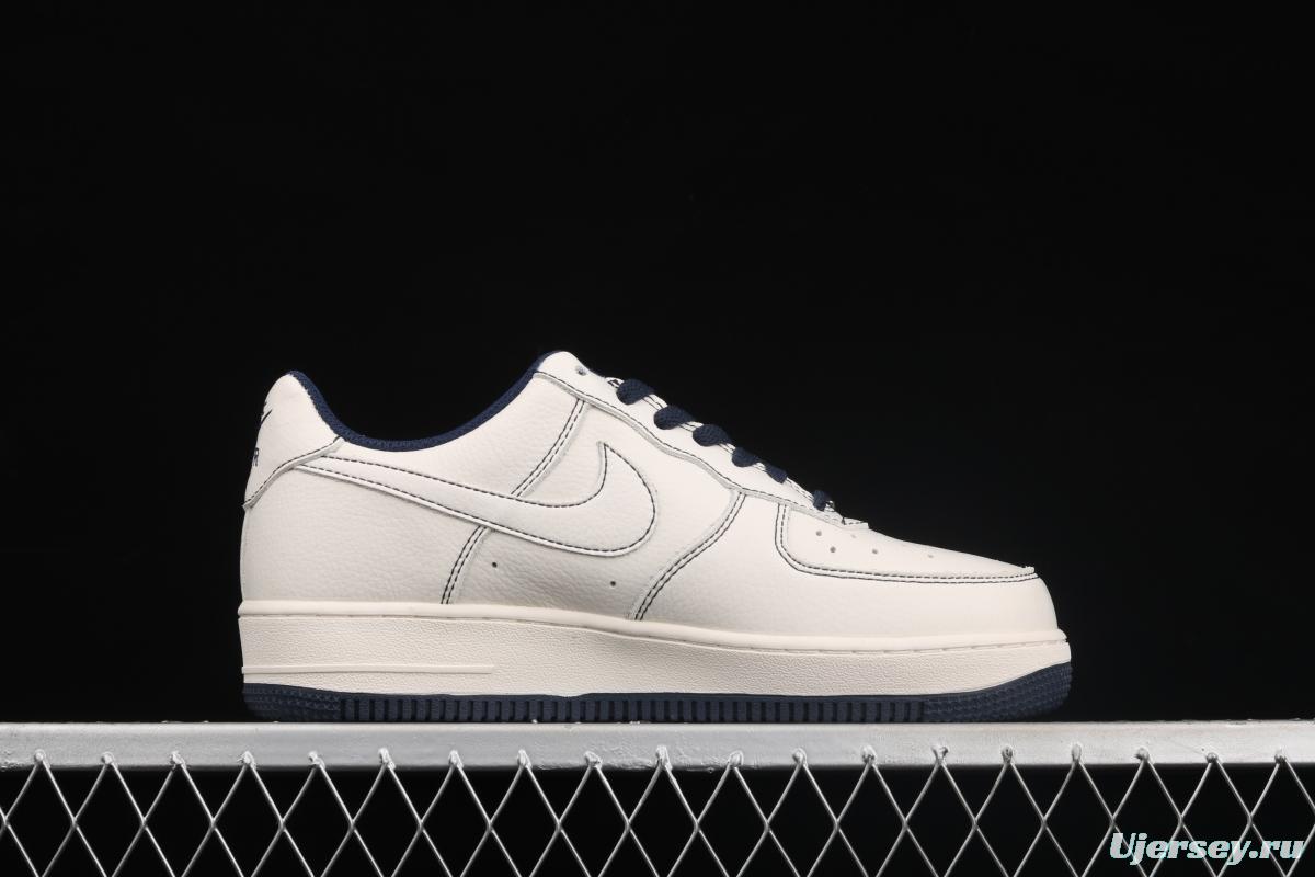 Undefeated x NIKE Air Force 1x07 low-top casual board shoes UN1315-800