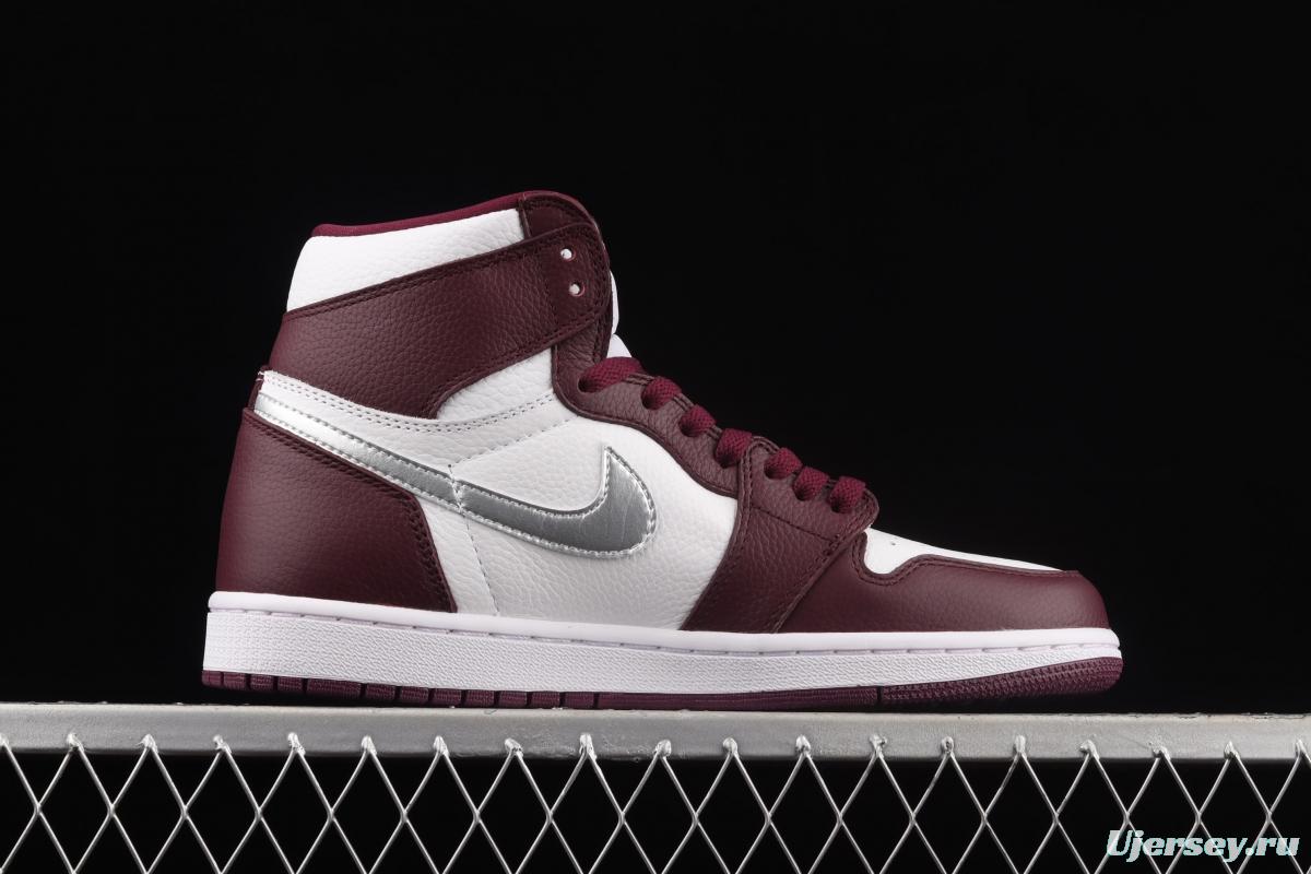 Air Jordan 1 Retro High OG Bordeaux Bordeaux burgundy high top basketball shoes 555088-611