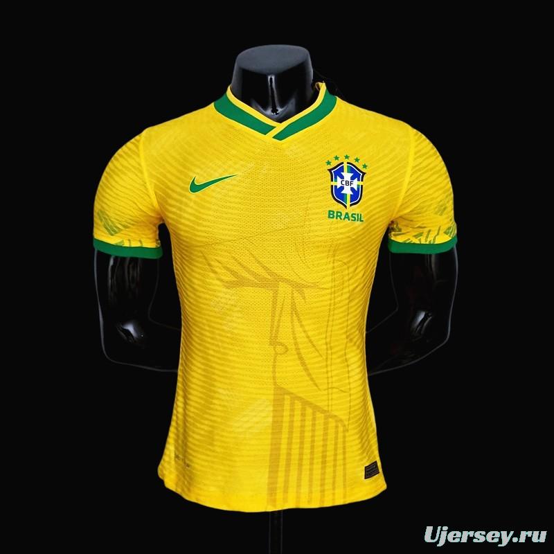 Player Version 2022 Brazil Classic Yellow