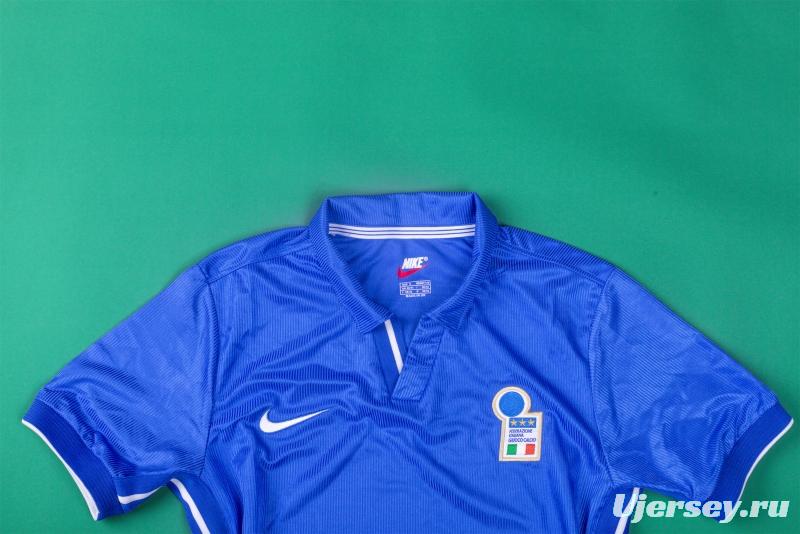 Retro 1998 Italy Home Soccer Jersey