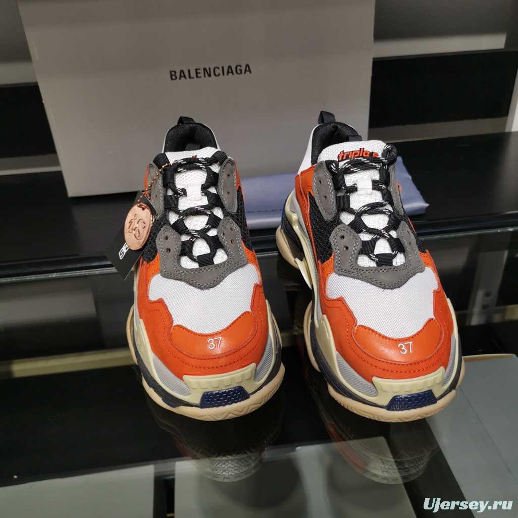 Men/Women Balenciaga Triple S Sneaker Orange Item Ab5580330