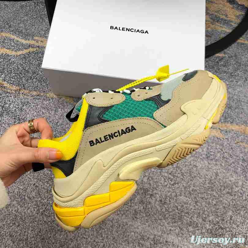 Men Balenciaga Triple-S Sneaker khaki/Green