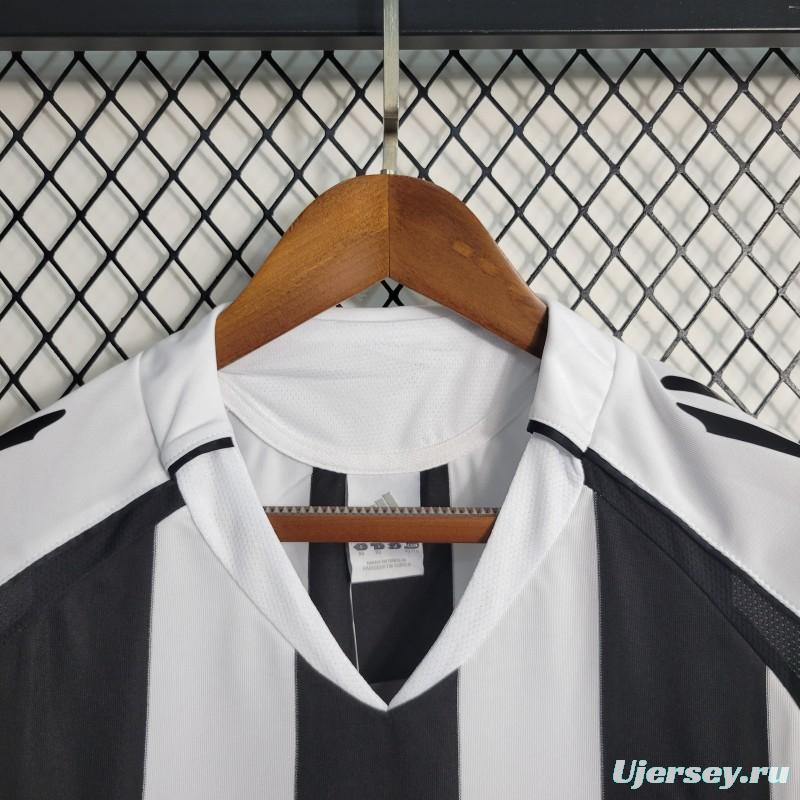 Retro 04-06 Newcastle United Home Jersey