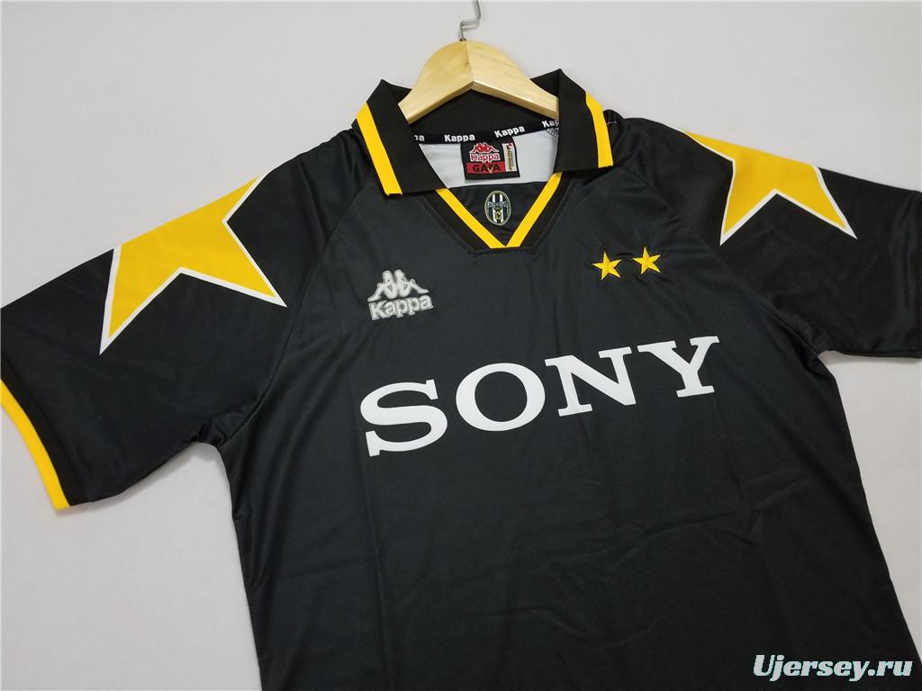 Retro 95/96 Juventus Third Black Jersey