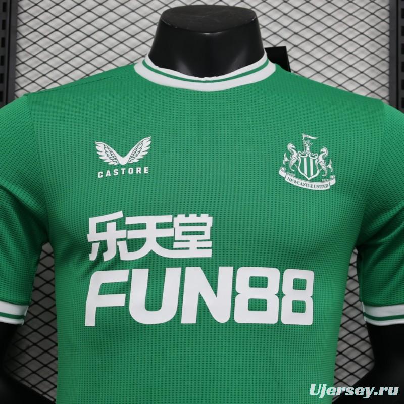 Player  Version 23/24 Newcastle United Away Green Jersey