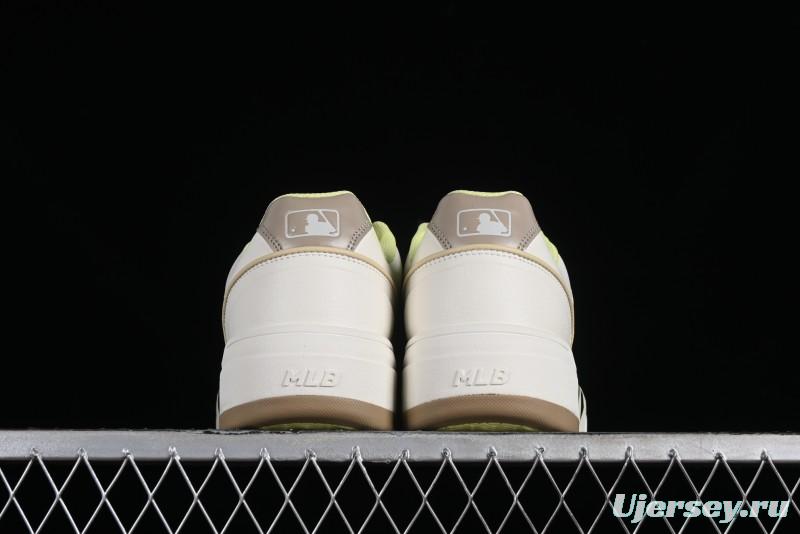 MLB Chunky Liner Basic New York Yankees Thick Sole Platform Sneakers with 6cm Height Increase - 3ASXCA12N50BGS