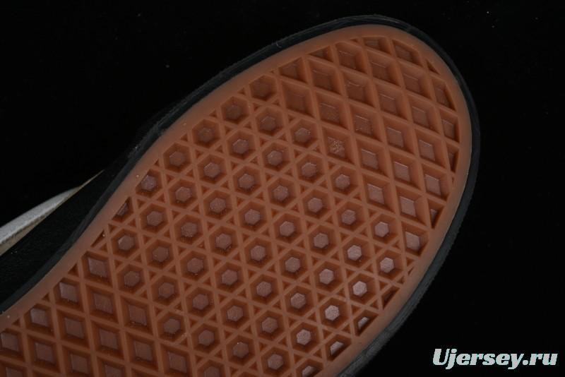 Vans Classics Knu Skool Retro Chunky Tongue Skate Shoes in Black/Brown - VN000CP6BXC