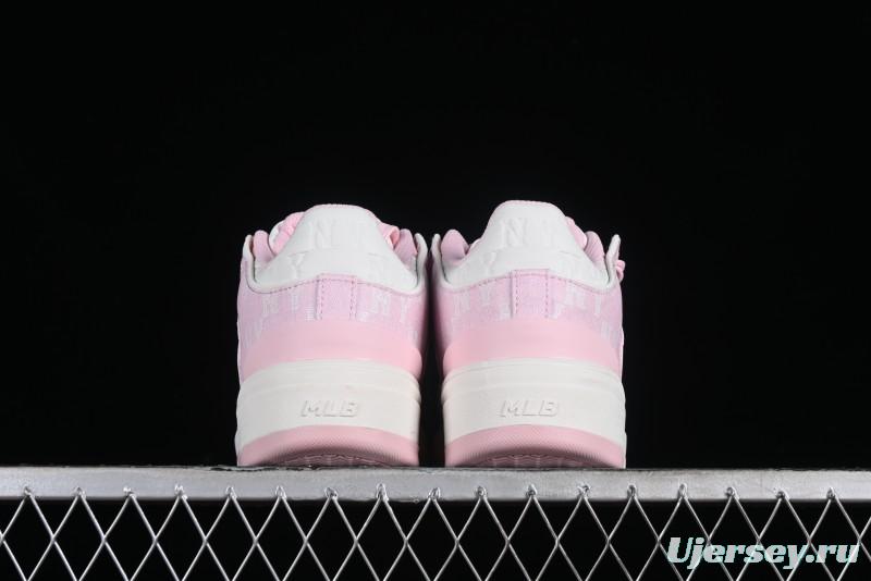 MLB NY Chunky Liner New York Yankees Velcro Print Logo Lightweight Platform Casual Sneakers - 3ASXCMM4N50PKS