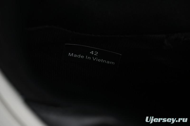 Moncler Trailgrip GTX Hiking Shoes with Cordura Nylon & Gore-Tex Waterproof Technology - M00100M2058