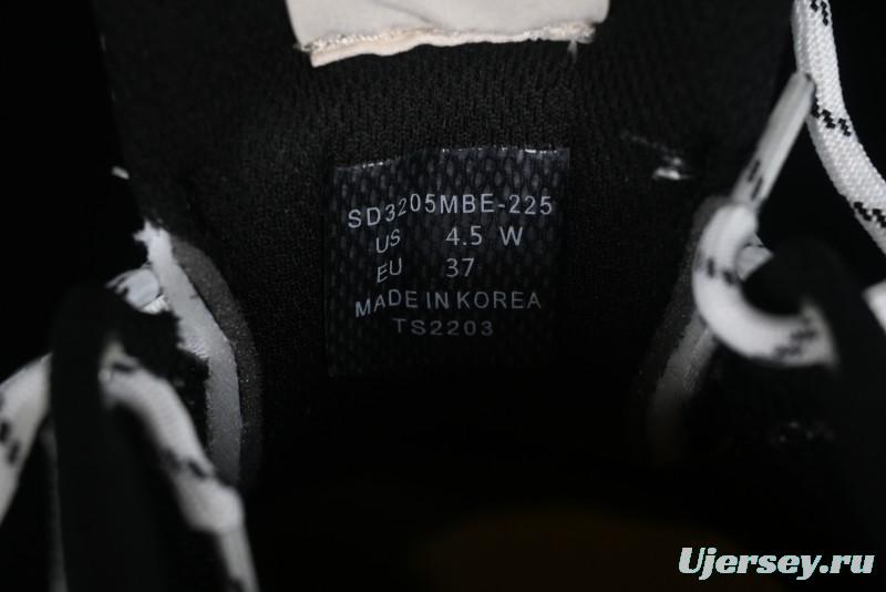 New Balance CRV CAP V2 Casual Sneakers with Flat Silhouette and Mesh Upper - SD3205IB2