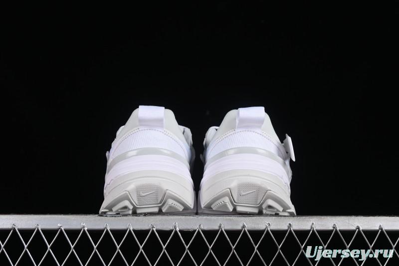 Nike Runtekk V2K Retro Low-Top Running Shoes with Cushlon Midsole and Distressed Effect - FD0736-104