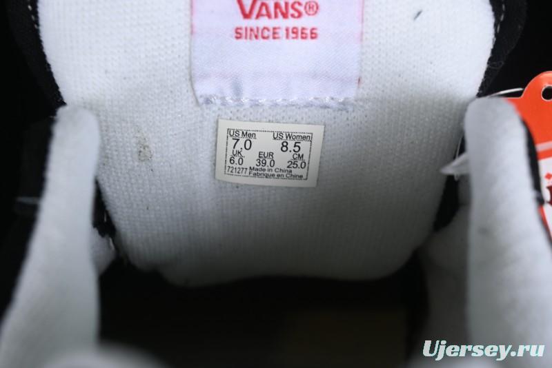 Vans Classics Knu Skool Coca-Cola Collaboration Black White Embroidery Chunky Tongue Sneakers - VN0009QC6BTI