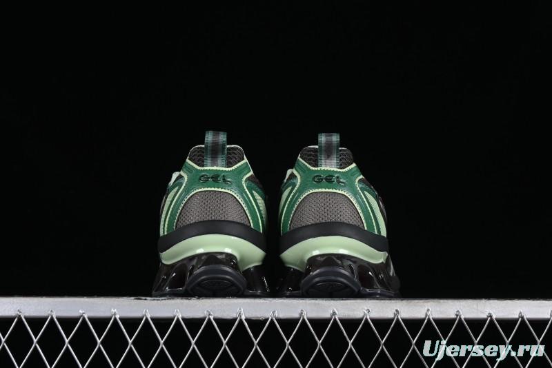 Asics Gel-Quantum Kinetic Retro Casual Sneakers with Thick Sole and Height Increasing Design - 1203A270-251