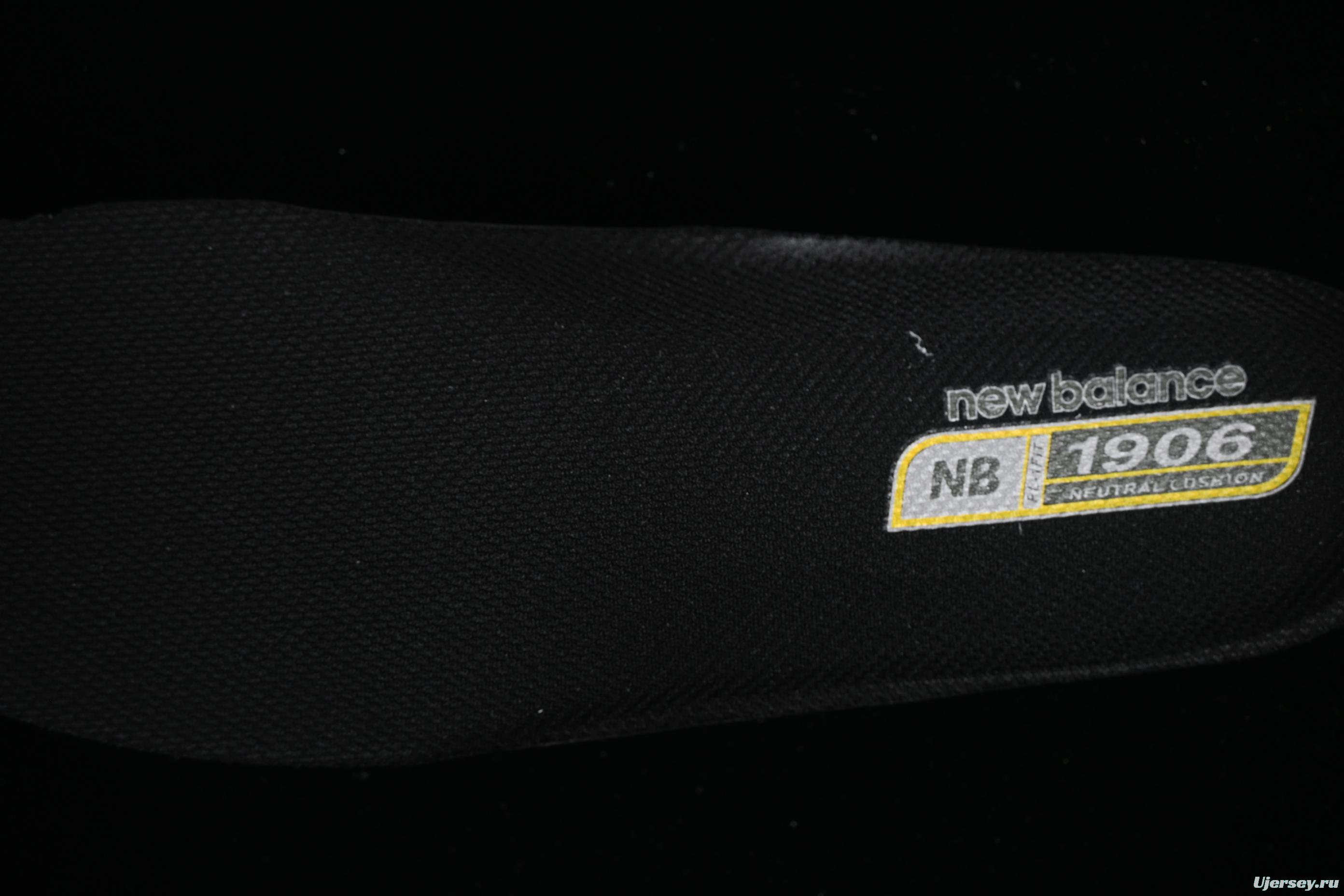 New Balance 1906 Series Retro Dad Style Casual Running Shoes - M1906NA