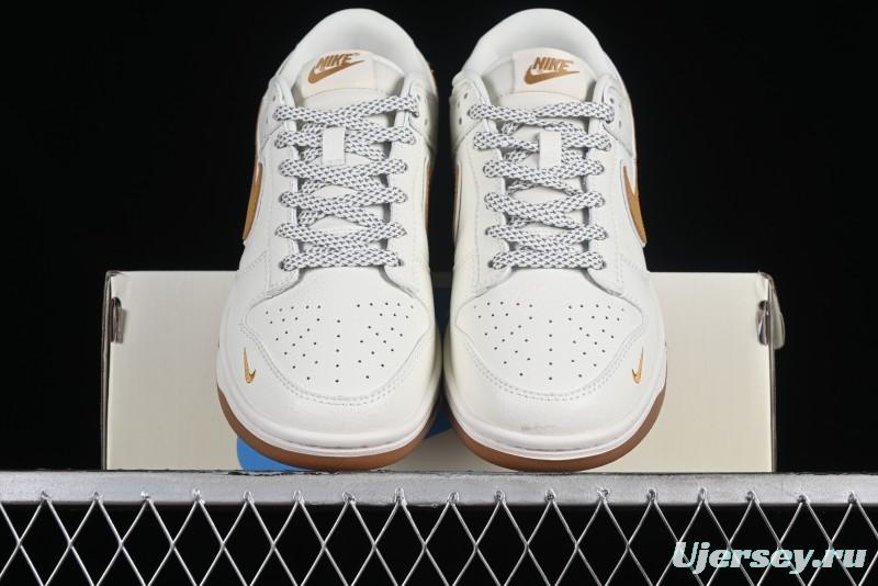 Supreme x Nike SB Dunk Low Anniversary Edition - XH0923-339