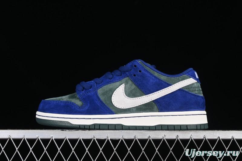 Nike SB Dunk Low Skateboarding Shoes - HF3704-400