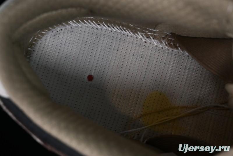 Nike SB Dunk Low Retro Sneakers with Floral Embossed Design and Tiffany Blue Accents - FZ3129-200