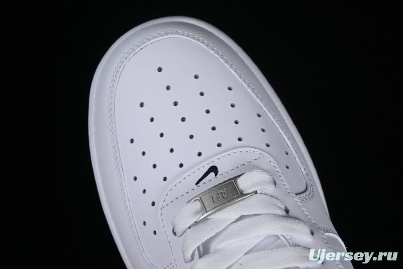 Nike Air Force 1 '07 Low Casual Sneakers in Black and White - FQ4296-101