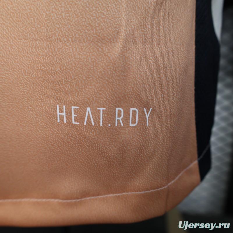 Player Version 2025 Spain Pre-Match White with Geometric Pattern Jersey