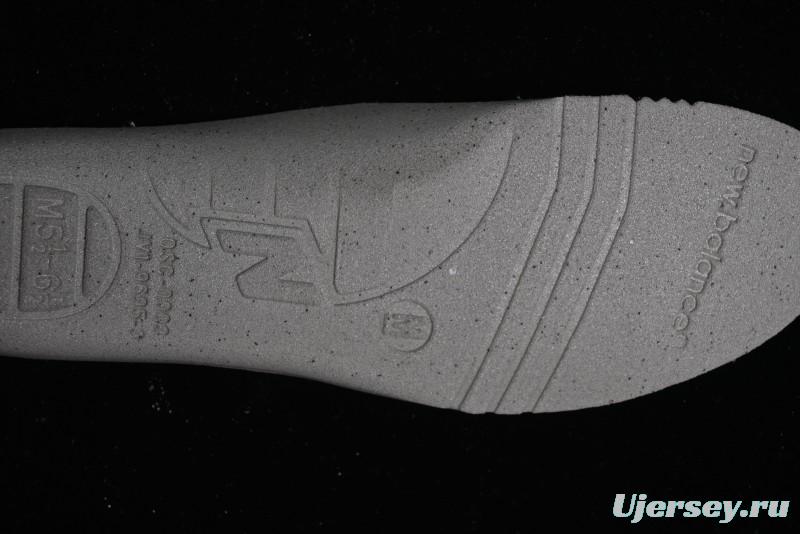 New Balance 1906 Series Retro Dad Style Casual Running Shoes - M1906RI