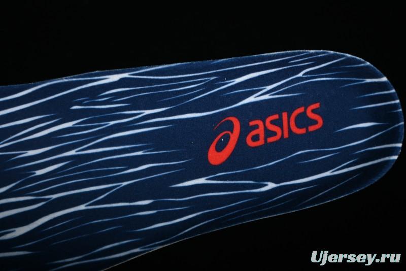 Asics Gel-Kayano 31 Running Shoes with Enhanced Cushioning and Breathable Design - 1011B950-400