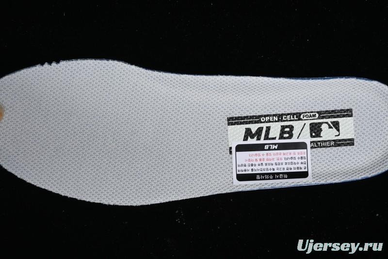 MLB Chunky Liner New York Yankees Hook & Loop Lightweight Platform Sneakers with 6cm Height Increase - 3ASXLM13N50BKS