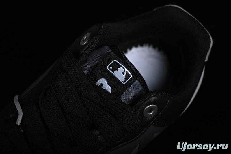 New York Yankees MLB Chunky Liner Basic Height Increasing Casual Sneakers - 3ASXCLB3N50BKL