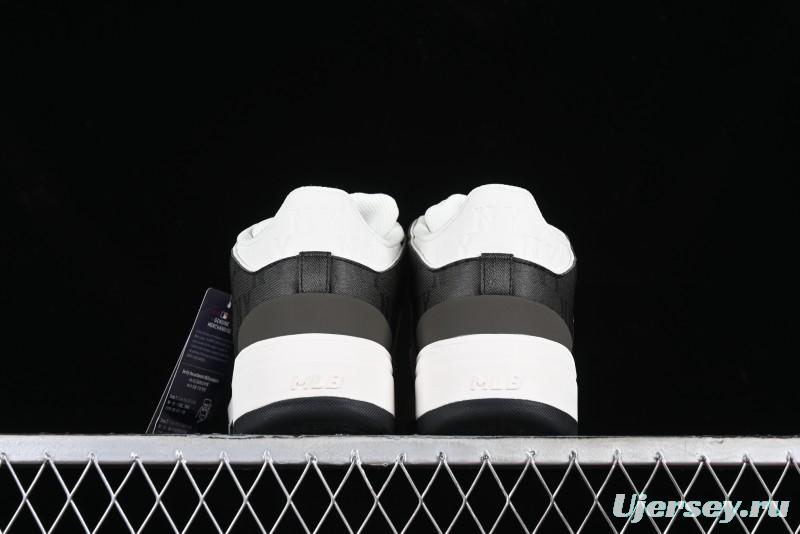 MLB Chunky Liner New York Yankees Lightweight Platform Sneakers with 6cm Height Increase - 3ASXCMM4N50BKS