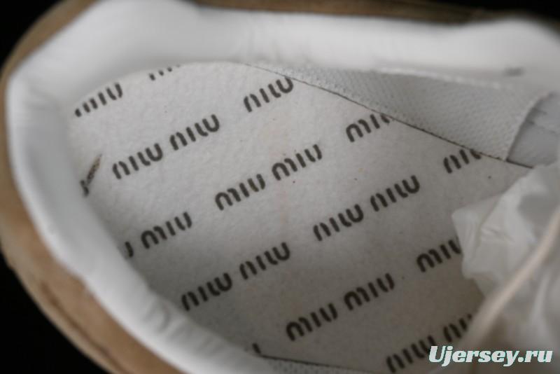 Miu Miu x New Balance 530 Low-Top Retro Running Sneakers with Deconstructed Design - 38165