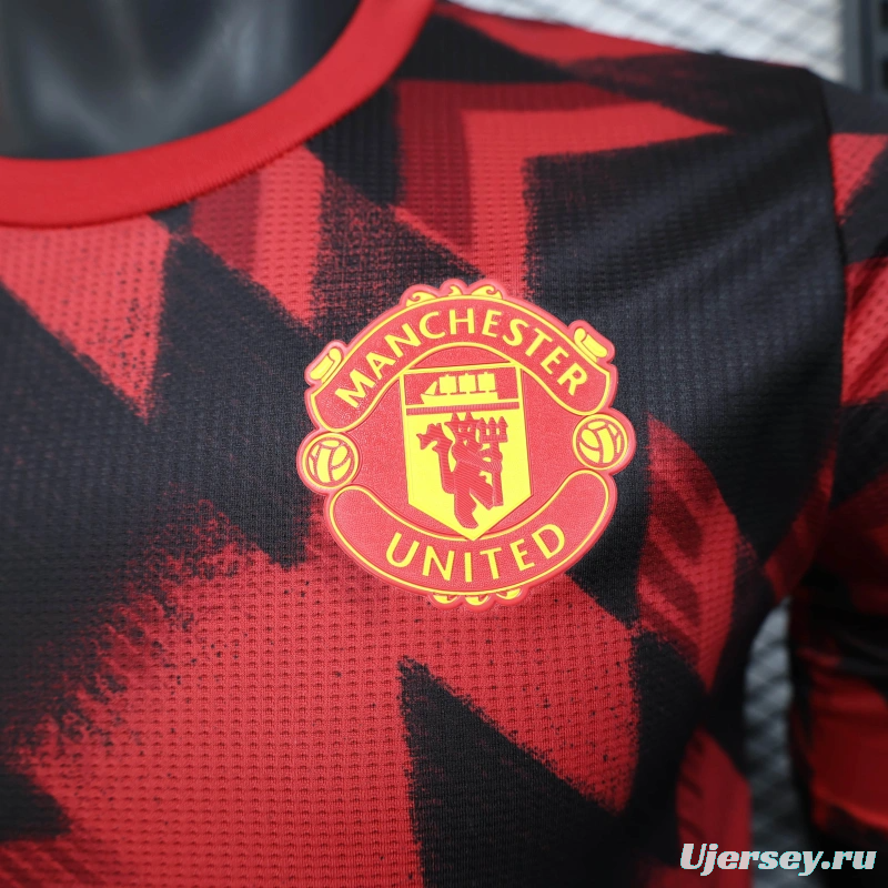 25/26 Player Version Manchester United Red Geometric Pattern Pre-Match Training Jersey