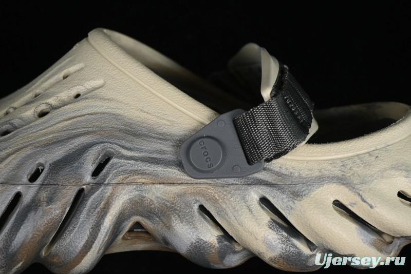 Crocs Classic Clog Slip-On Beach Sandals with Ventilation Holes - B.D4