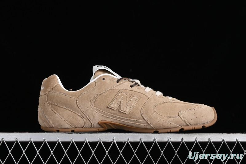 Miu Miu x New Balance 530 Low-Top Retro Running Sneakers with Deconstructed Design - 38165