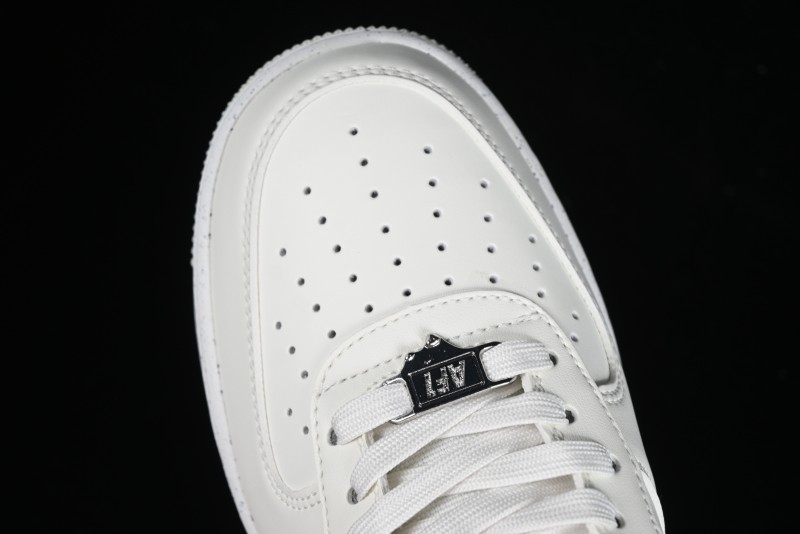 Nike Air Force 1 '07 Low Casual Sneakers with Full-Length Air Cushion - FN8540-100