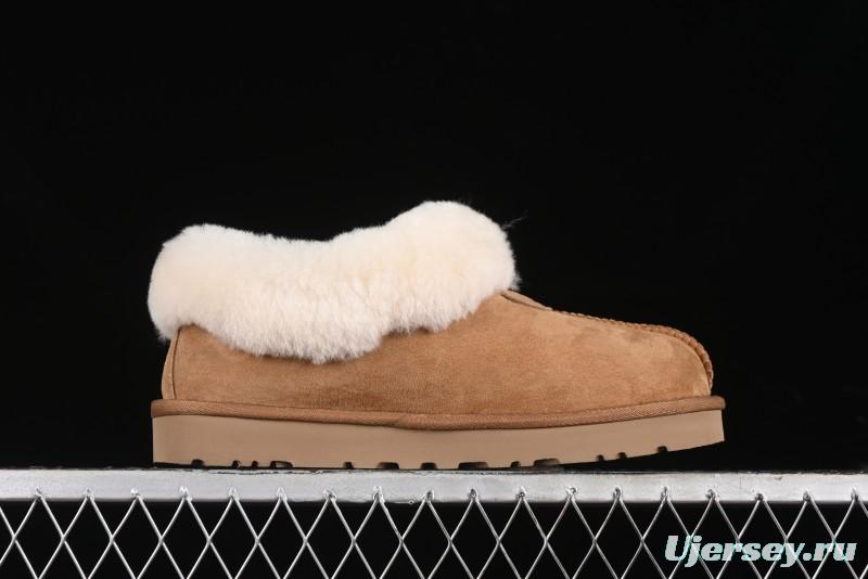 UGG Classic Short II Mini Boots with Genuine Australian Sheepskin and TREADLITE Outsole - 1134810