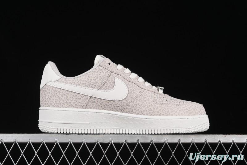 Nike Air Force 1 '07 Low Casual Sneakers with Full-Length Air Cushion - FV6519-001