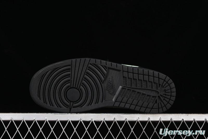 Nike Air Jordan 1 Low Black Cat Basketball Shoes - HM3690-001