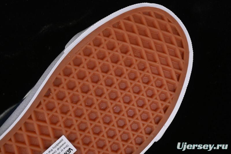 Vans Old Skool 36 LX Full Suede Retro Low-Top Canvas Vulcanized Sneakers - VN000CNGCIE