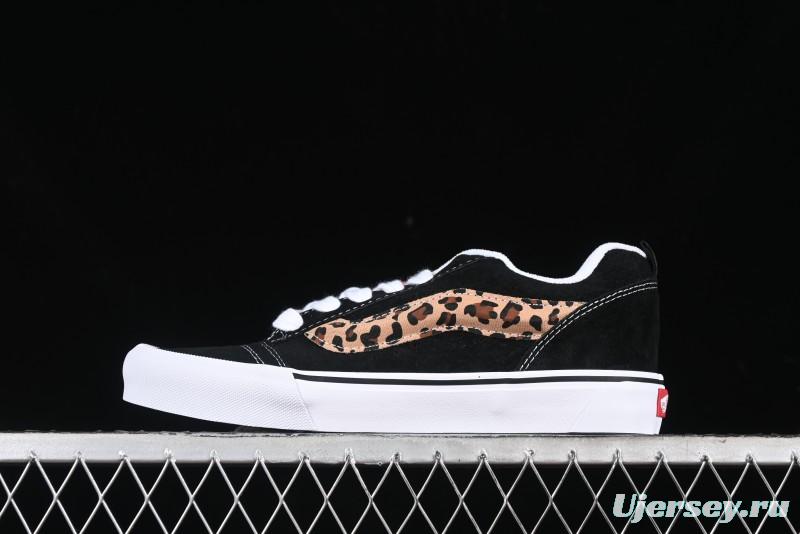 Vans Classics Knu Skool Sneakers with Leopard Print Logo in Black - VN000D2GBA2