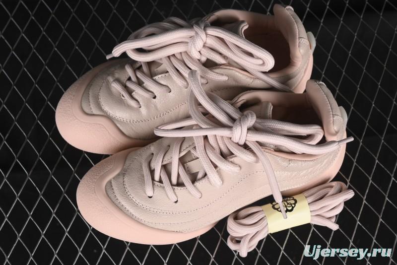 Alexander McQueen Flexion Retro Sneakers in Pink with Anatomical Design and Split Sole - 2024s