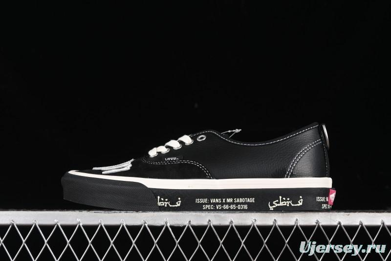 Vans Authentic Low-Top Canvas Sneakers with Vulcanized Sole - VN000BW5BPR