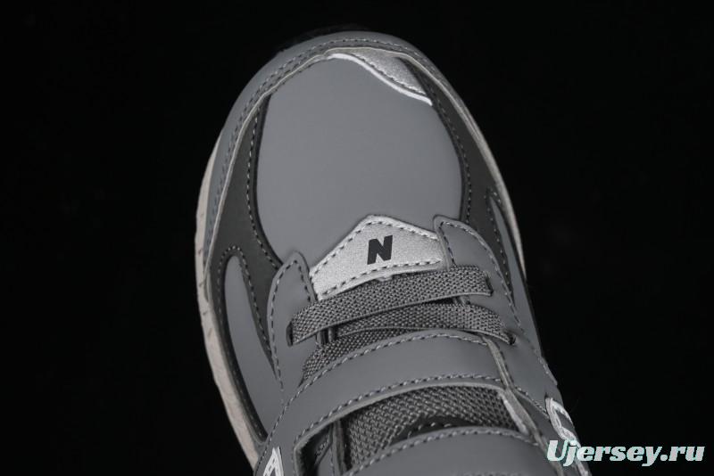 New Balance 2002R Series Kids' Hook & Loop Warm Lined Shoes - PV2002RG