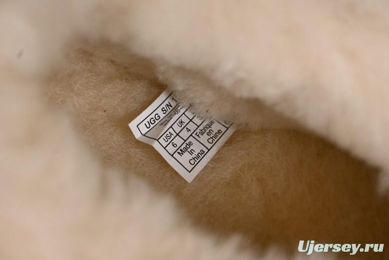 UGG Dakota 5CM Classic Wool Snow Boots with TREADLITE Technology - 1134813