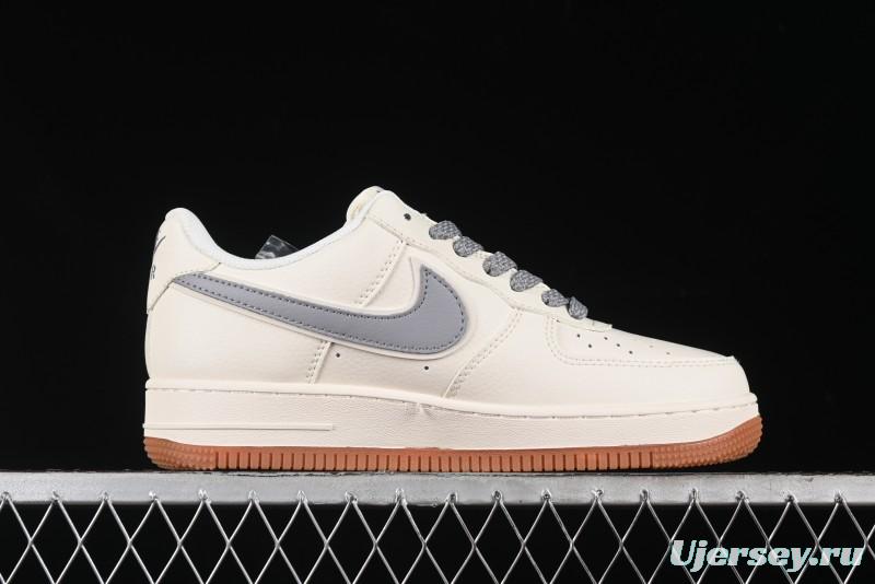 Nike Air Force 1 '07 Low Stussy Collaboration - Light Bone Gum Sole Casual Sneakers - XZ5688-003