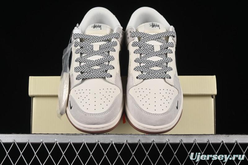Nike SB Dunk Low Stussy Collaboration - Grey Black Checkerboard Gum Sole Anniversary Custom Low-Top Casual Skate Shoes - CF3688-031